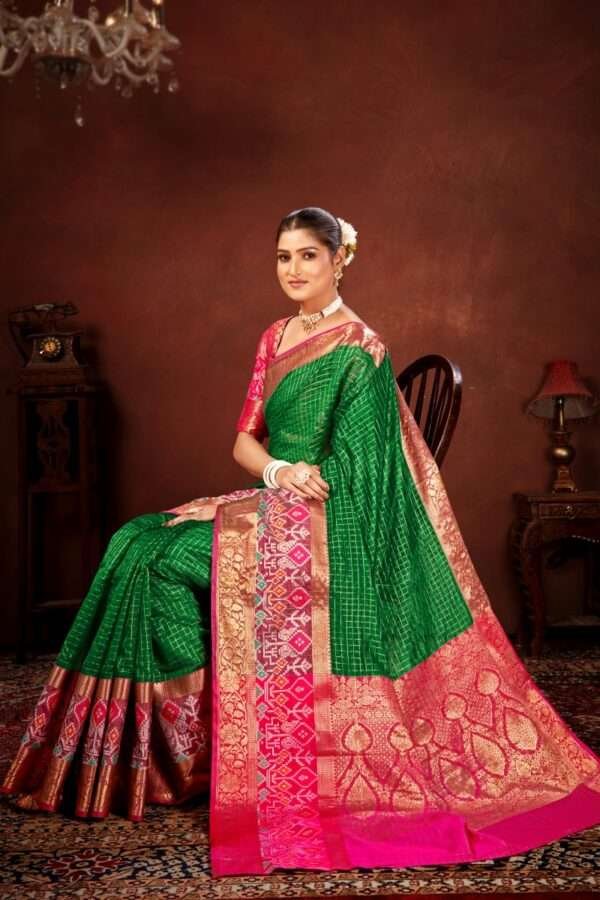Green patola silk saree ps6 - Image 3