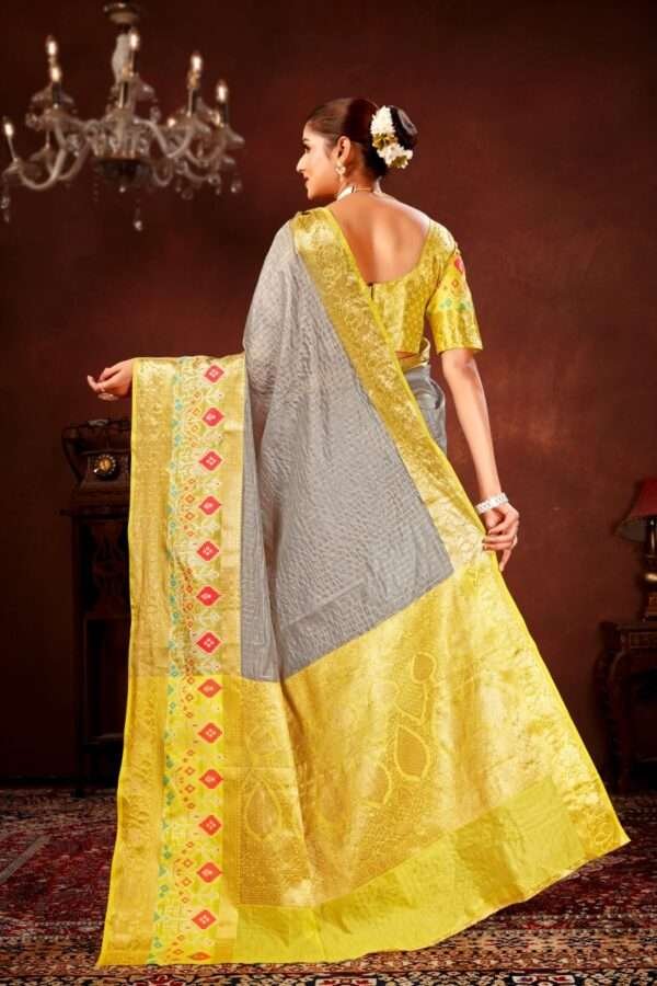 Grey patola silk saree ps3 - Image 4