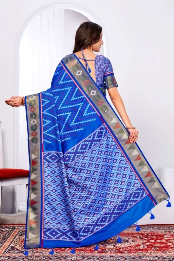 Blue handloom ikkat weave saree - Image 4