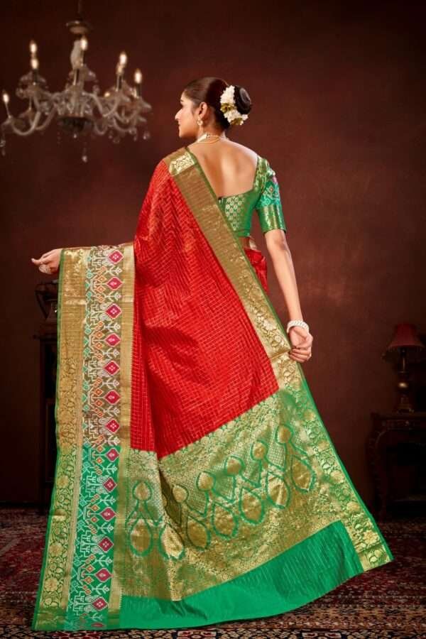 Red patola silk saree ps4 - Image 2