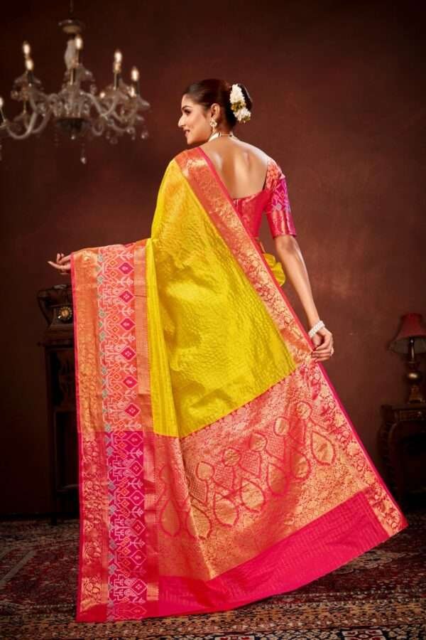 Yellow patola silk saree ps5 - Image 4