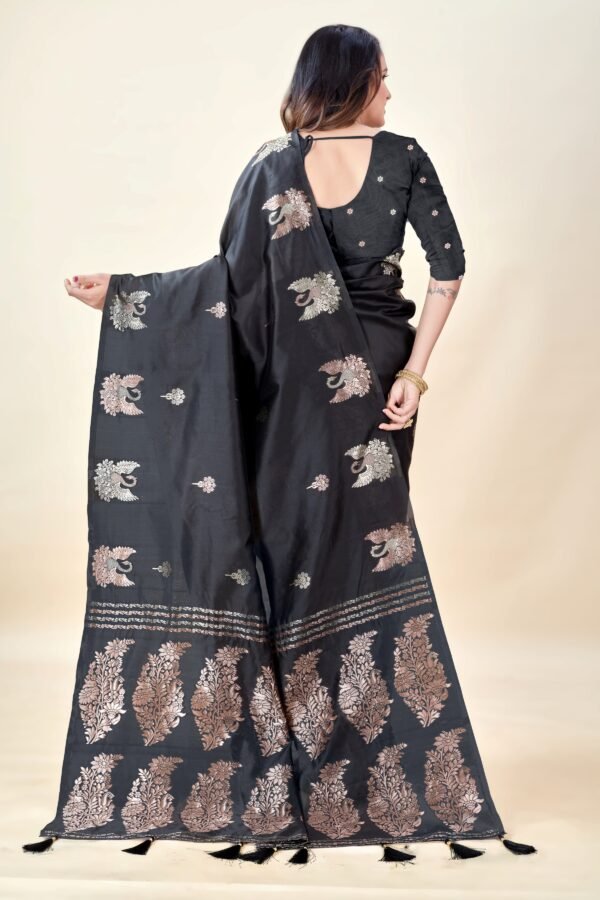Black Soft Silk Saree with Swarn Border - Image 2
