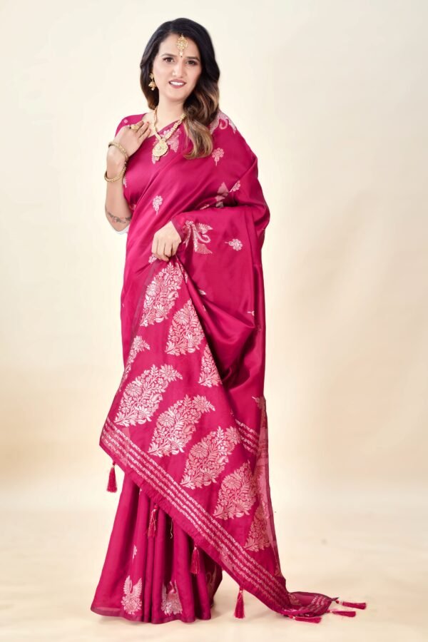 Hot Pink Soft Silk Saree with Swarn Border - Image 6